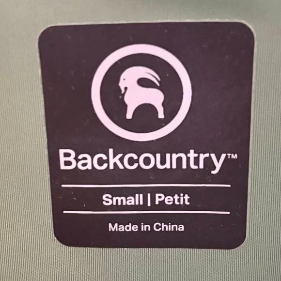 NWOT Backcountry SunTrace 1/4-Zip Long-Sleeve Top, Green, Size Small - Picture 8 of 8